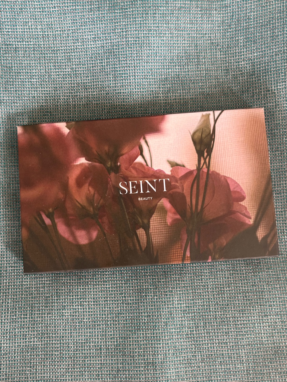 USED ONCE~SEINT #4 MAKEUP PALLE